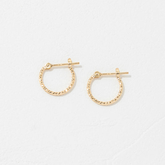 K18 カットデザイン フープピアス