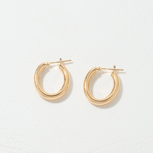 K18 オーバル フープピアス(中)