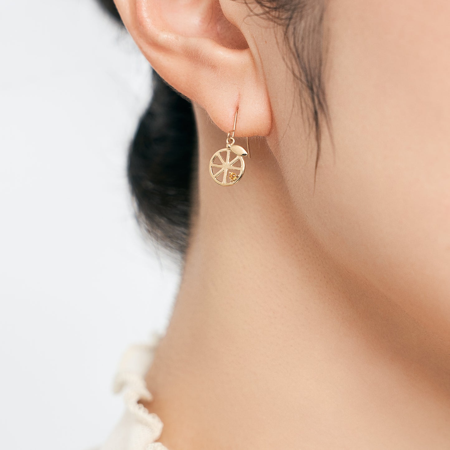 K10 オレンジモチーフ フックピアス