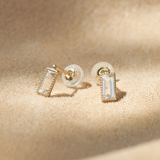 K10 つや消し スクエア ピアス - ➁(ホワイトトパーズ)