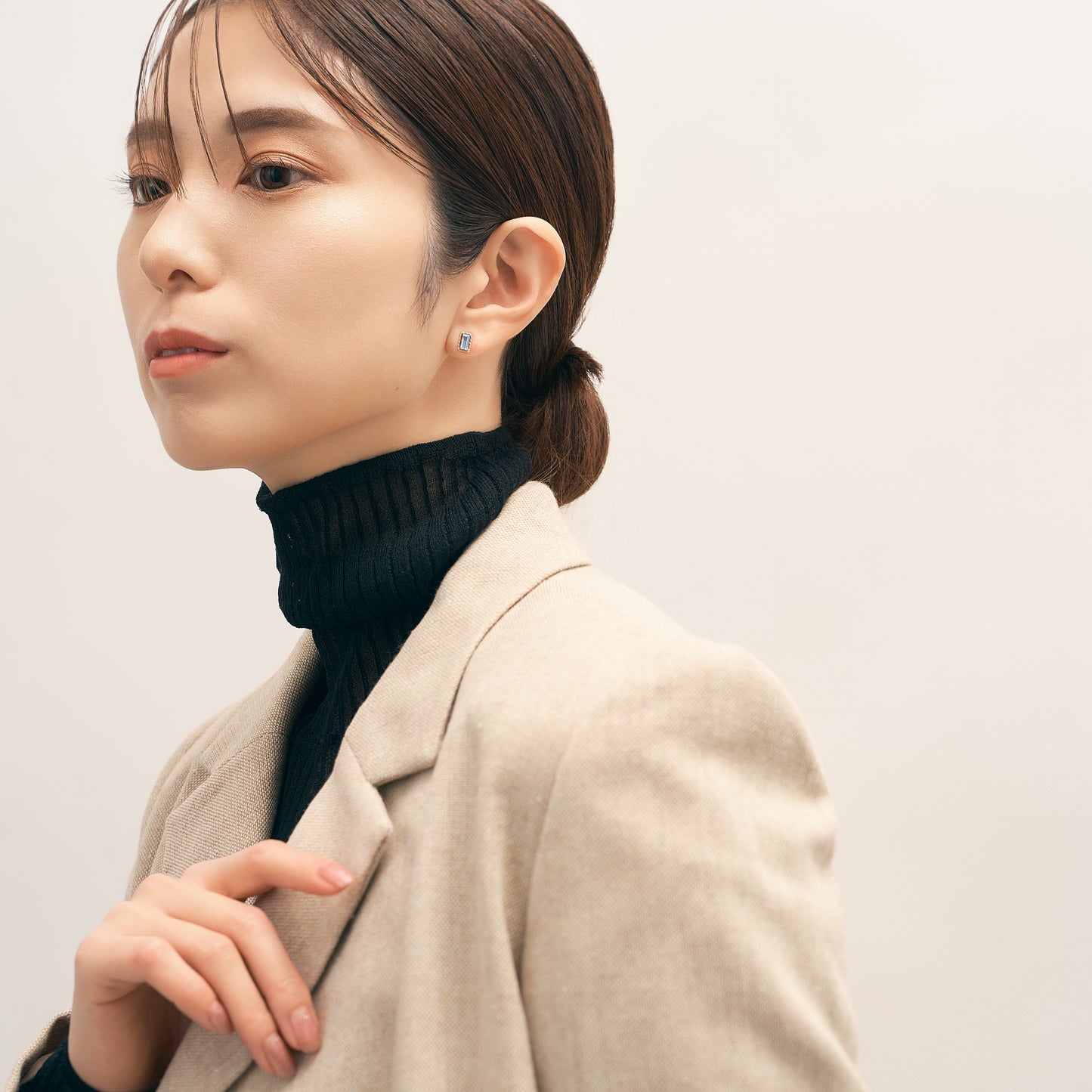 K10 つや消し スクエア ピアス - ① (ブルートパーズ)