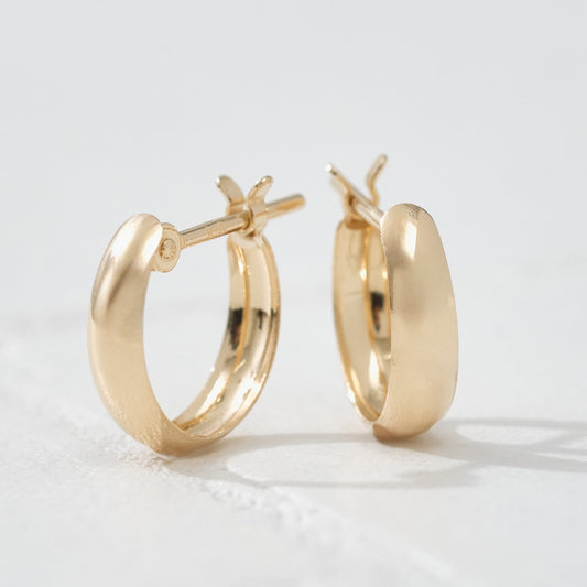 K18 月甲 フープピアス(10×3)