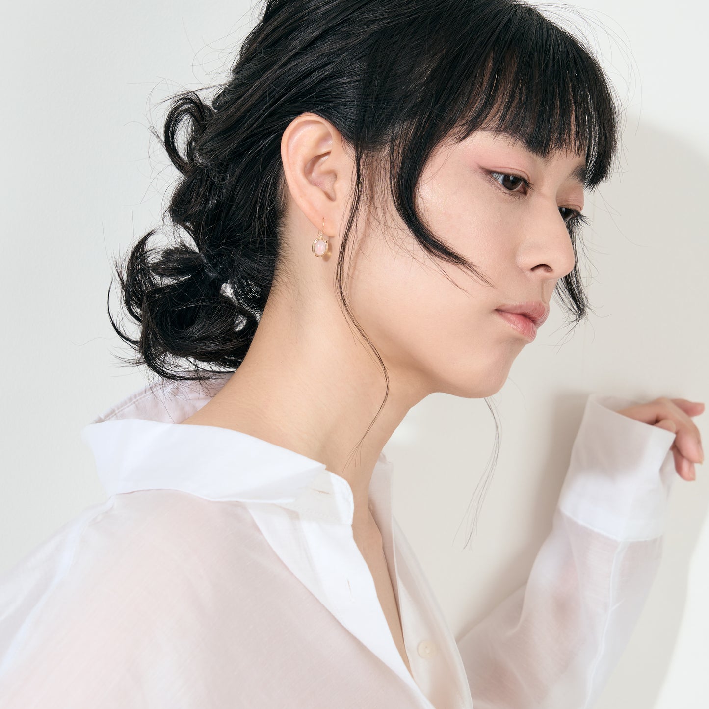 K10 オパール オーバル フックピアス