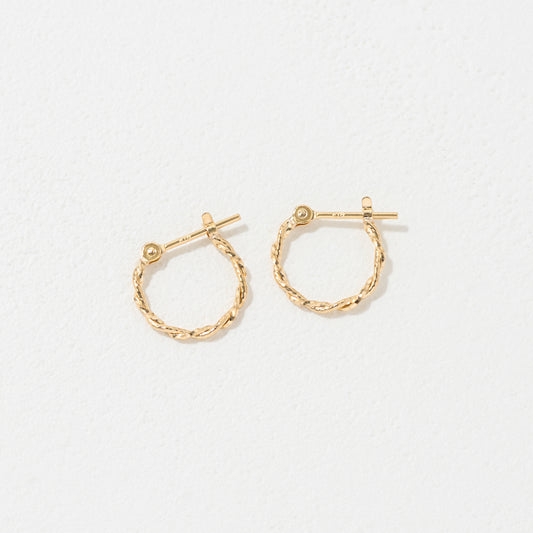 K18 ロープ風フープピアス