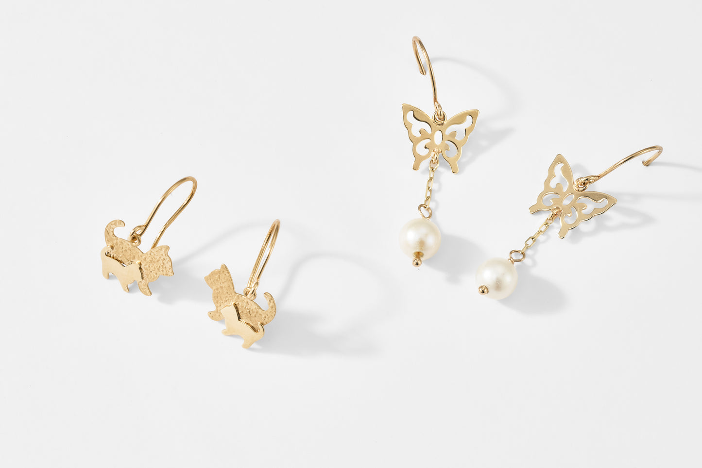 K10 蝶 バタフライ フックピアス