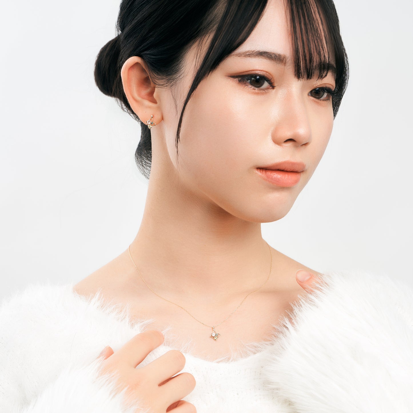 K10 カラーストーンスタッドピアス(グリーン)