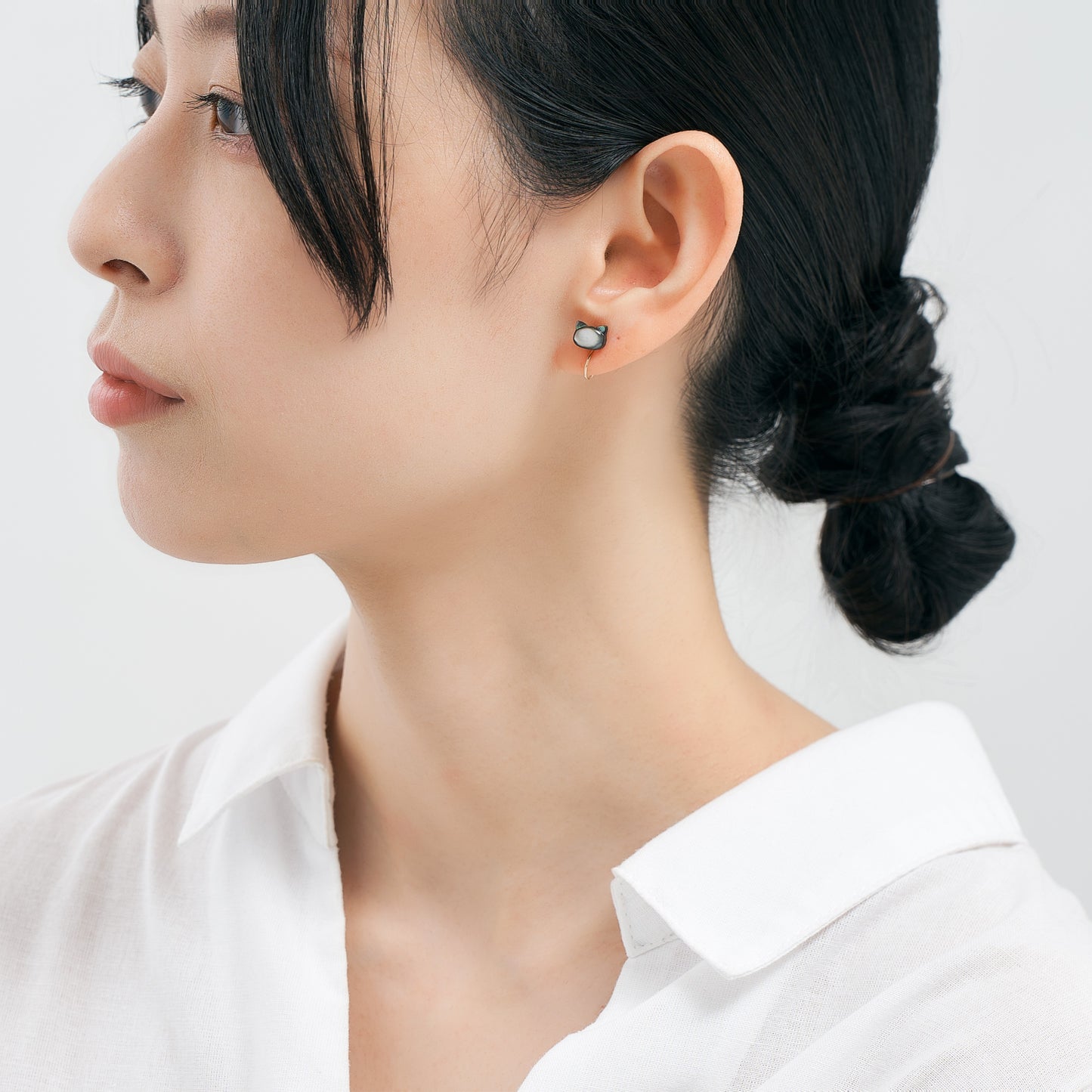 K10 クロネコ イヤリング