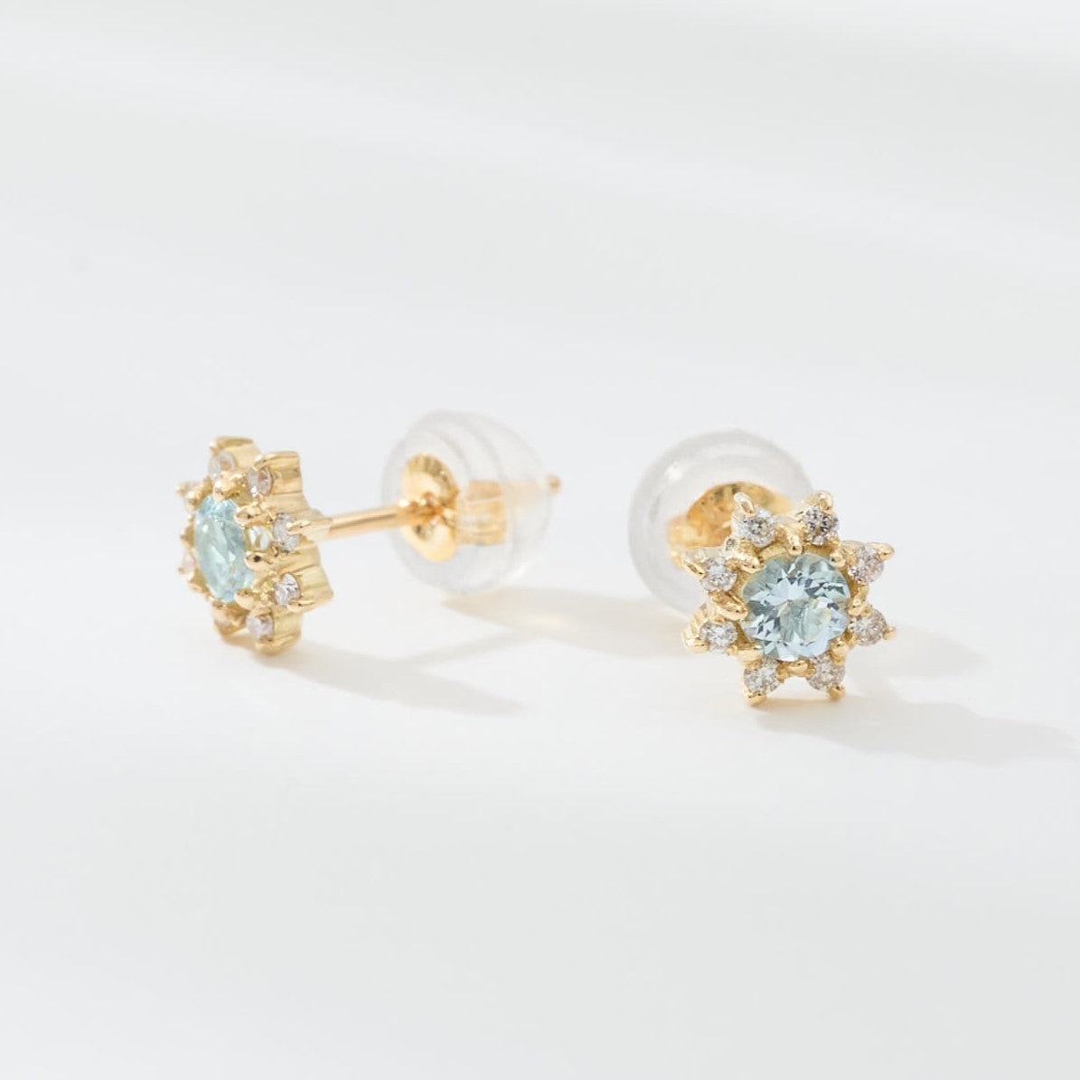 K18 誕生石×ダイヤモンド スタッドピアス (3月:アクアマリン)