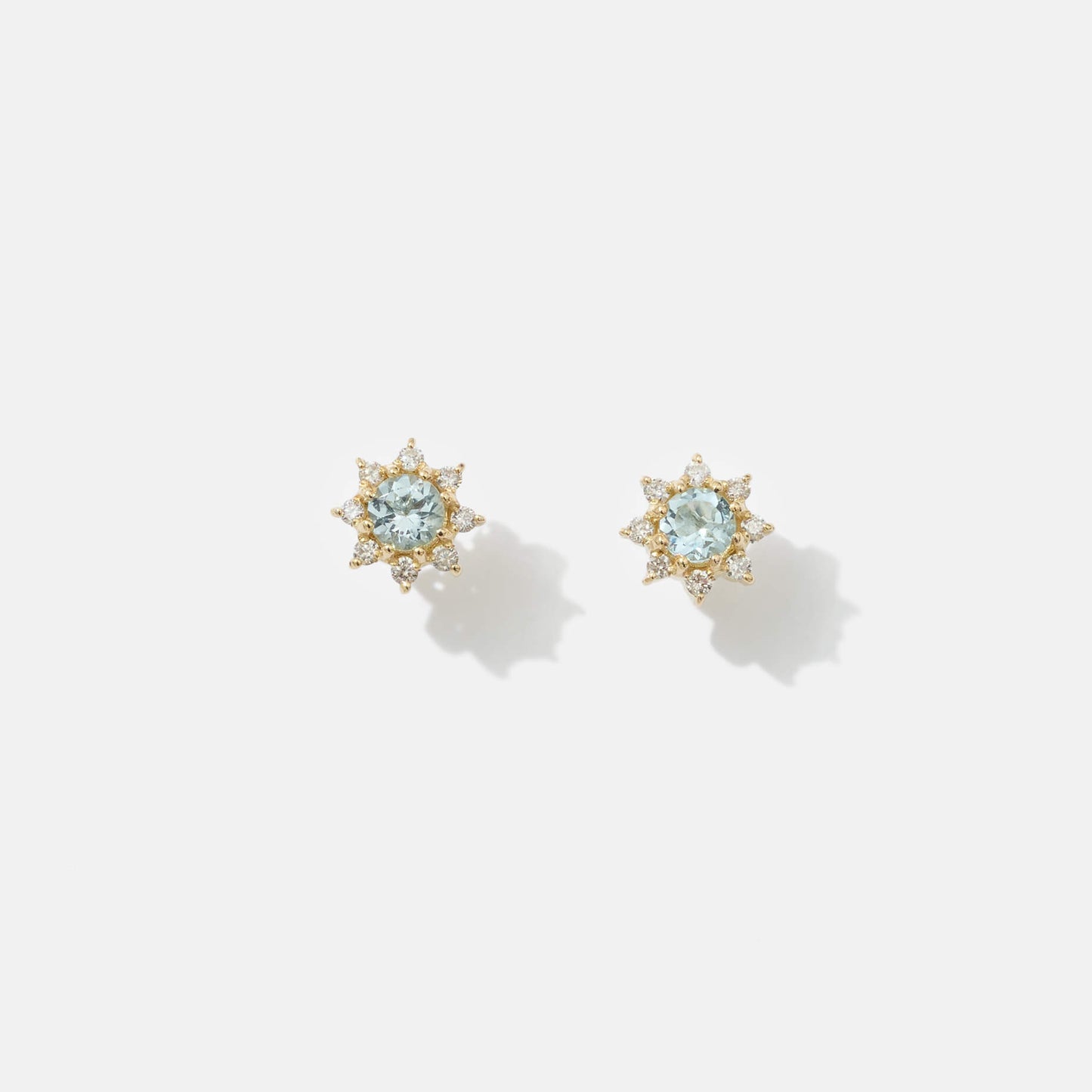 K18 誕生石×ダイヤモンド スタッドピアス (3月:アクアマリン)