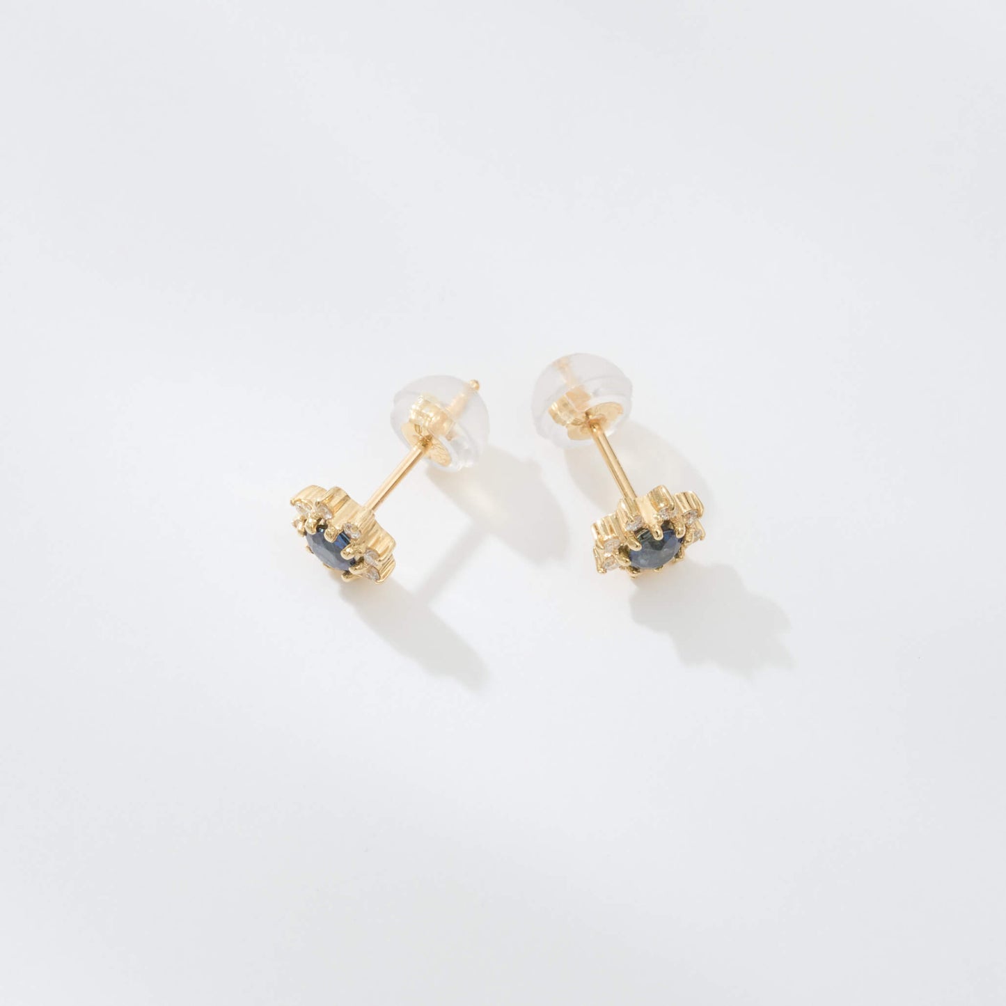 K18 誕生石×ダイヤモンド スタッドピアス (9月:サファイア)