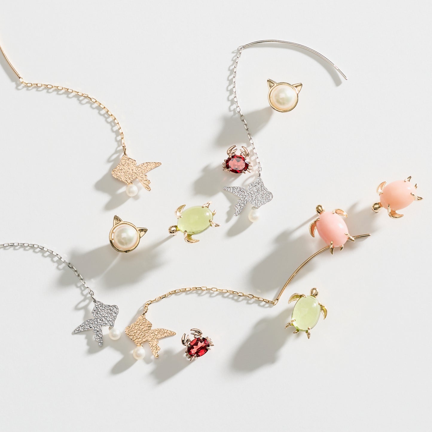 K10 ネコモチーフ アコヤパール スタッドピアス