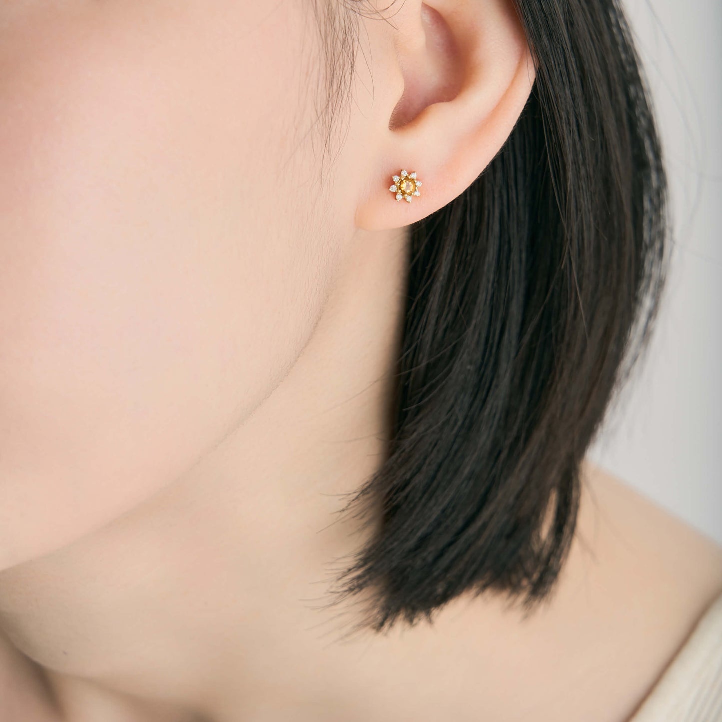 K18 誕生石×ダイヤモンド スタッドピアス (11月:シトリン)