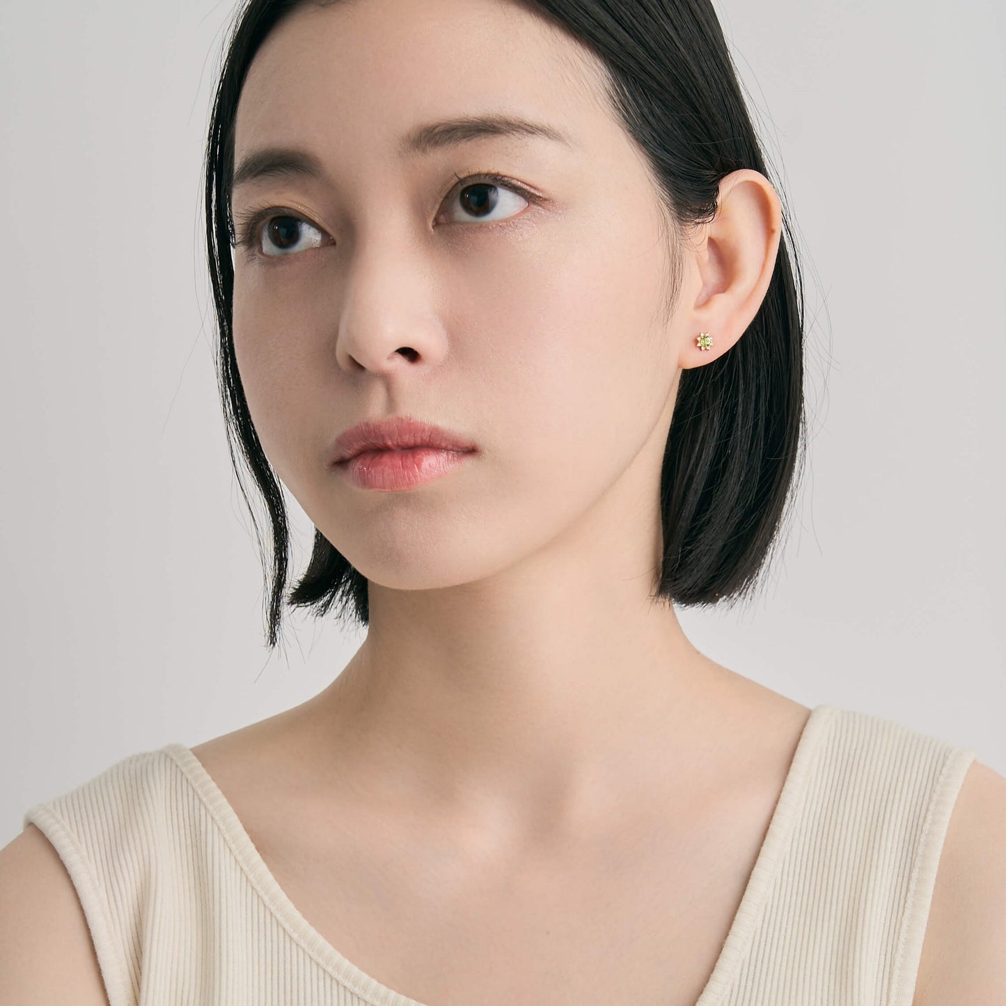 K18 誕生石×ダイヤモンド スタッドピアス (8月:ペリドット)