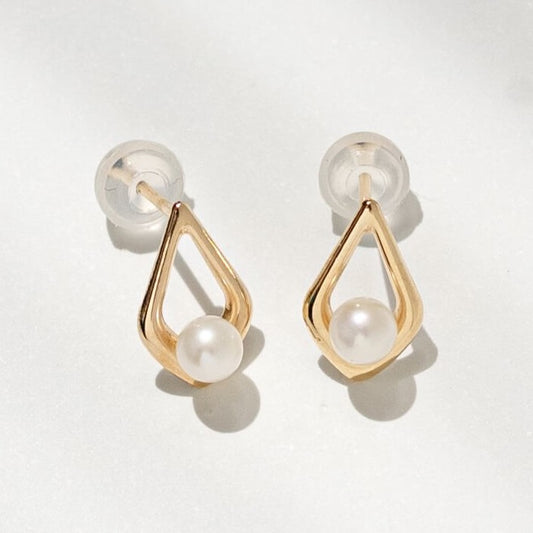 K10 パール スタッドピアス(スクエア)