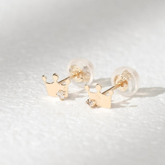 K10 キュービック モチーフ スタッドピアス(王冠)