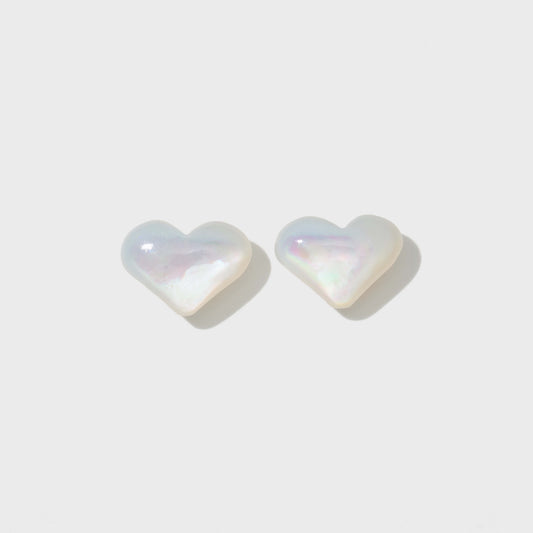 K10 ハートシェル スタッドピアス(ホワイト)