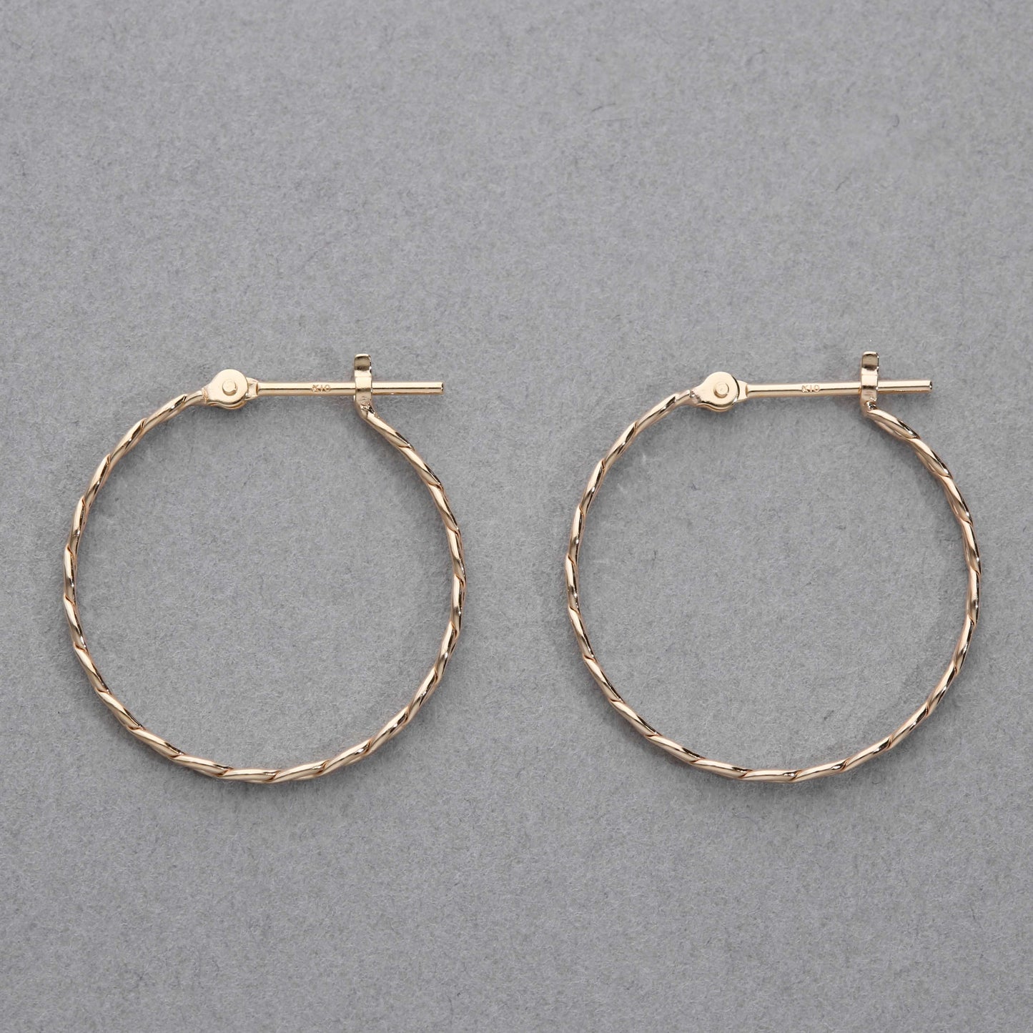 K10 編み込み フープピアス(01)