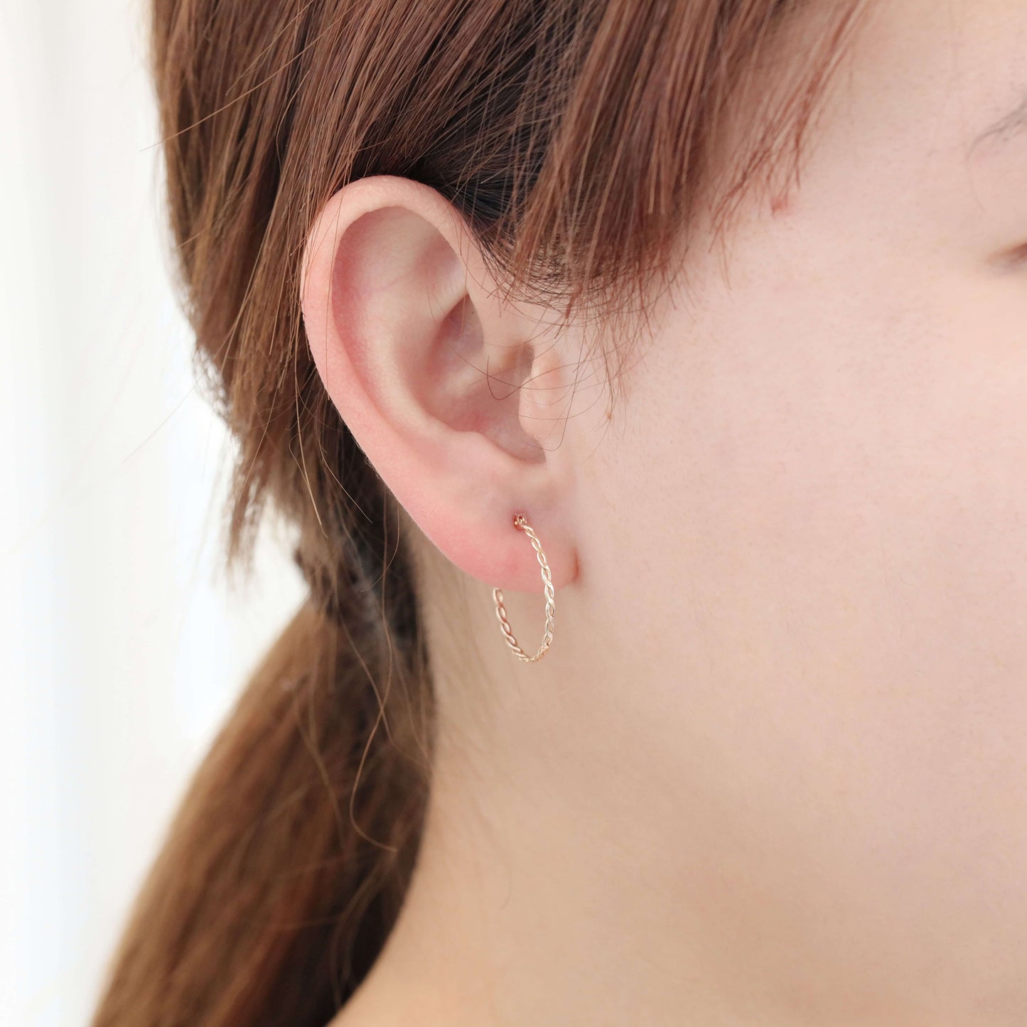 K10 編み込み フープピアス(01)