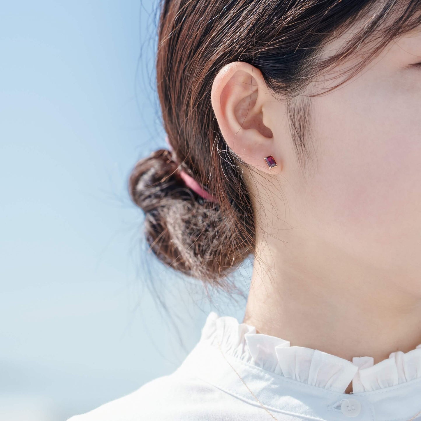 K10 誕生石 6×4 oct スタッドピアス (1月:ガーネット)