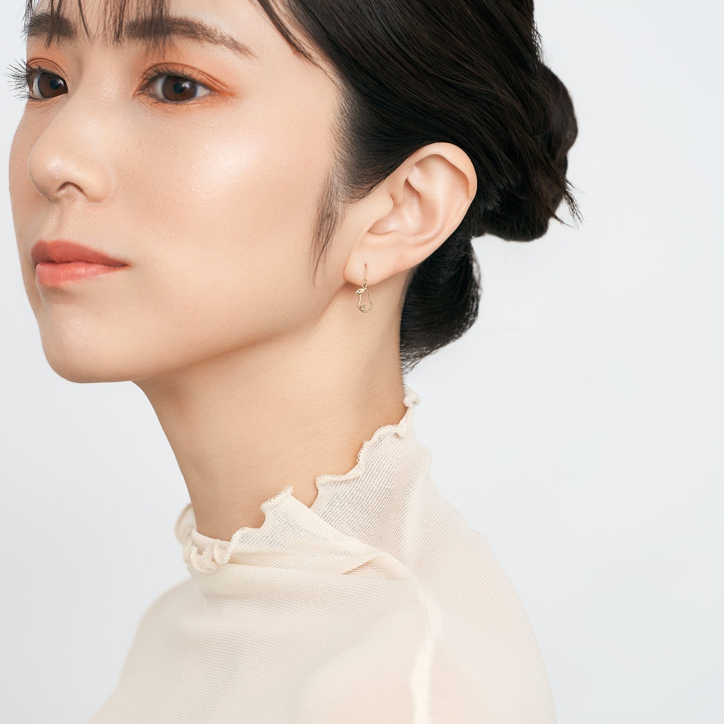 K10 洋ナシモチーフ フックピアス