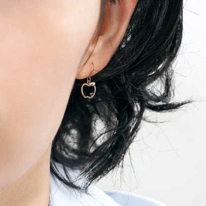 K10 リンゴモチーフ フックピアス