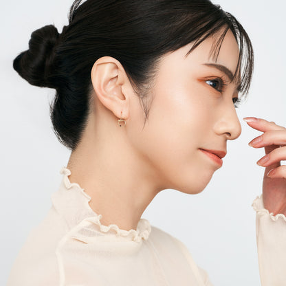 K10 リンゴモチーフ フックピアス