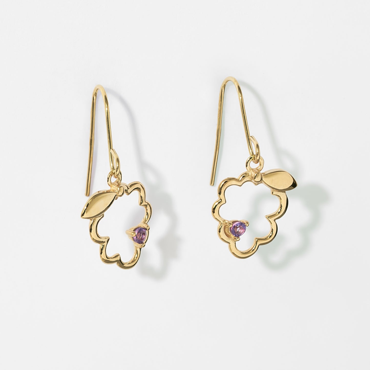 K10 ブドウモチーフ フックピアス