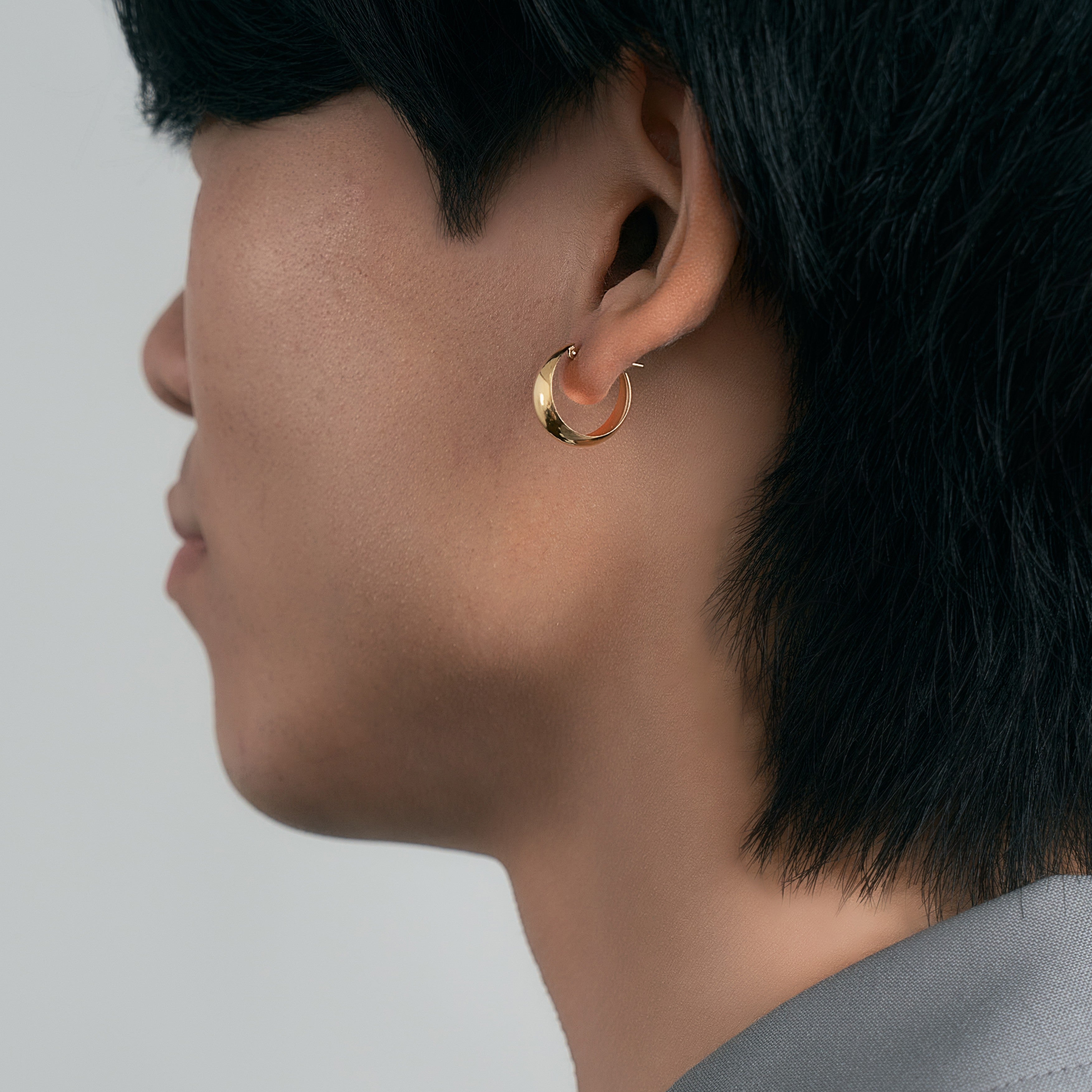 k18YG月甲フープピアス片耳　ジュエリーエクセレンテ Amazon | 【ジュエリーエクセレンテ】K18 フープピアス 5mm×10mm