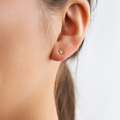 K10 肉球 スタッドピアス