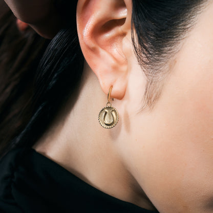 K10 馬蹄 フックピアス