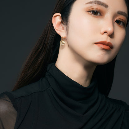 K10 馬 フックピアス