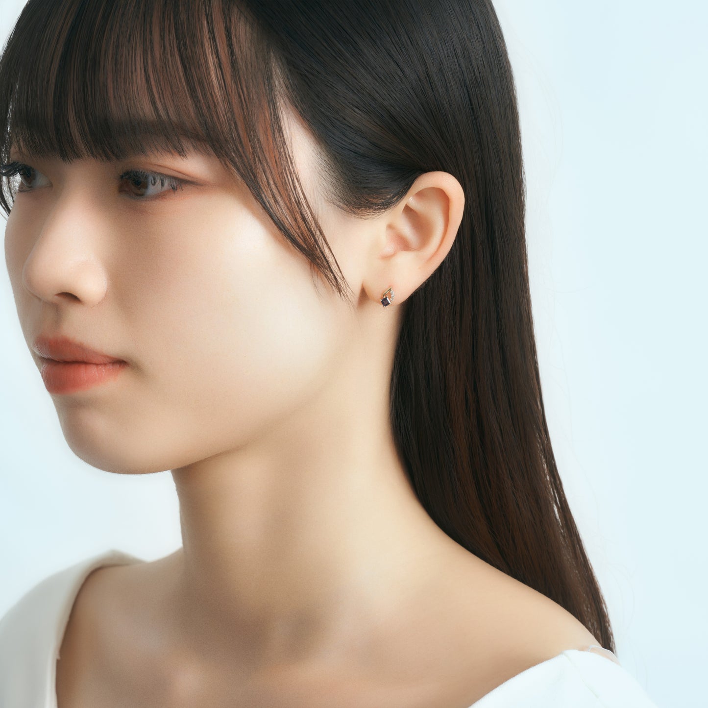 【期間限定予約販売】K10 アイオライト スタッドピアス