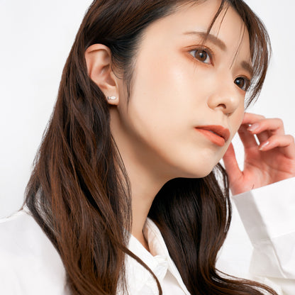 K10WG ネコ×サカナ スタッドピアス