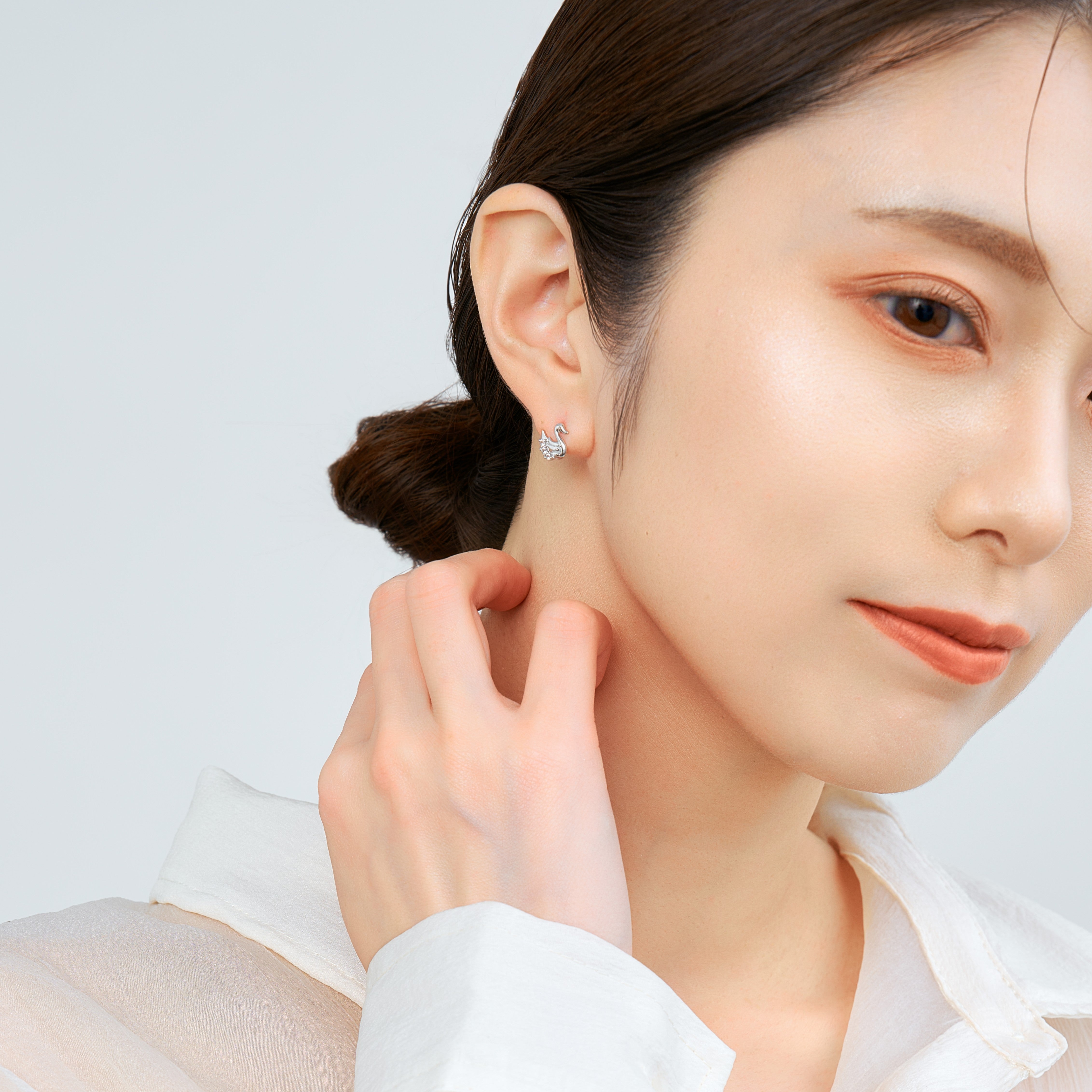 K10 フクロウ スタッドピアス - me.（エムイードット）