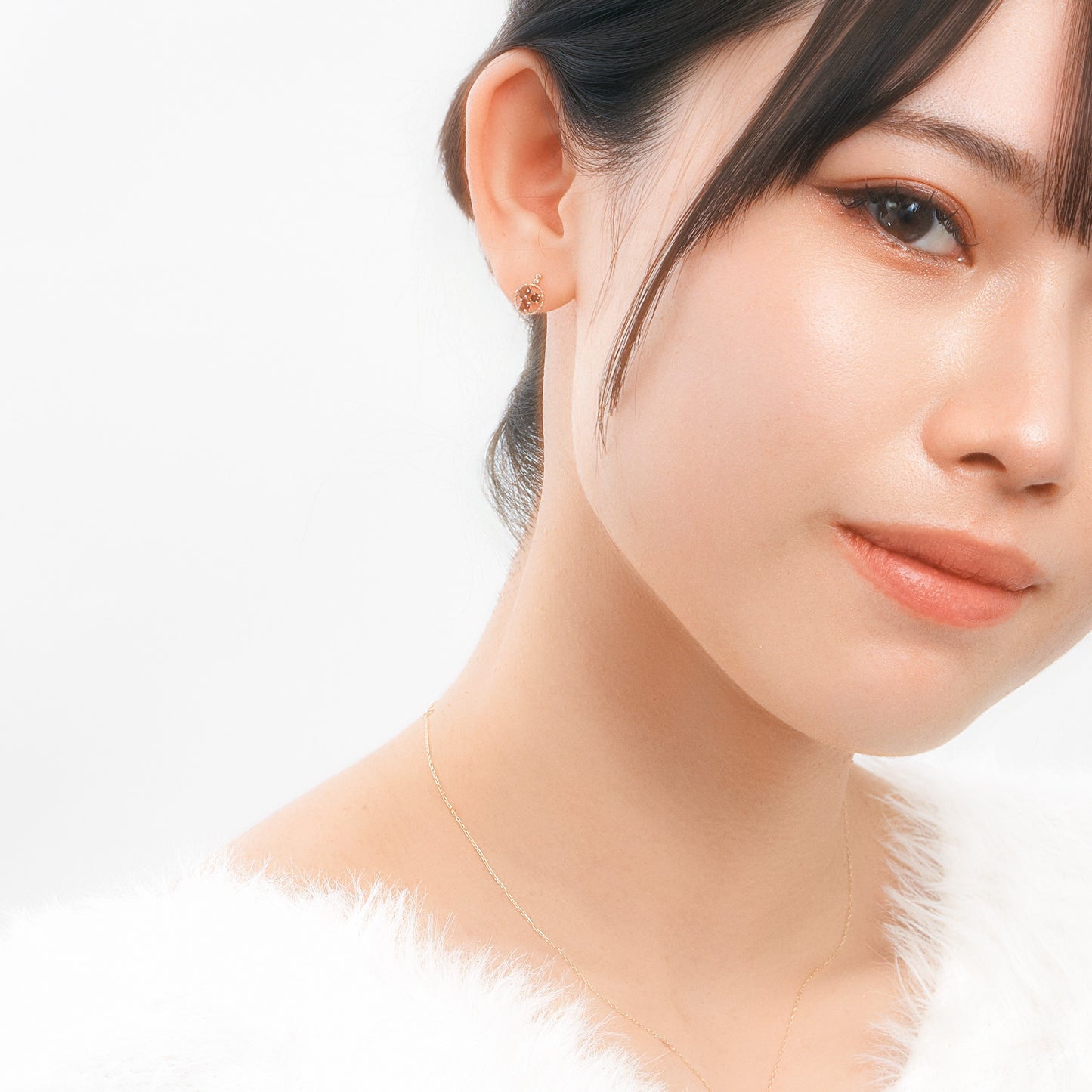 K10 カラーストーンスタッドピアス（レッド）