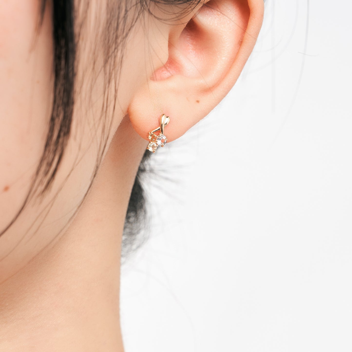 K10 カラーストーンスタッドピアス（イエロー）