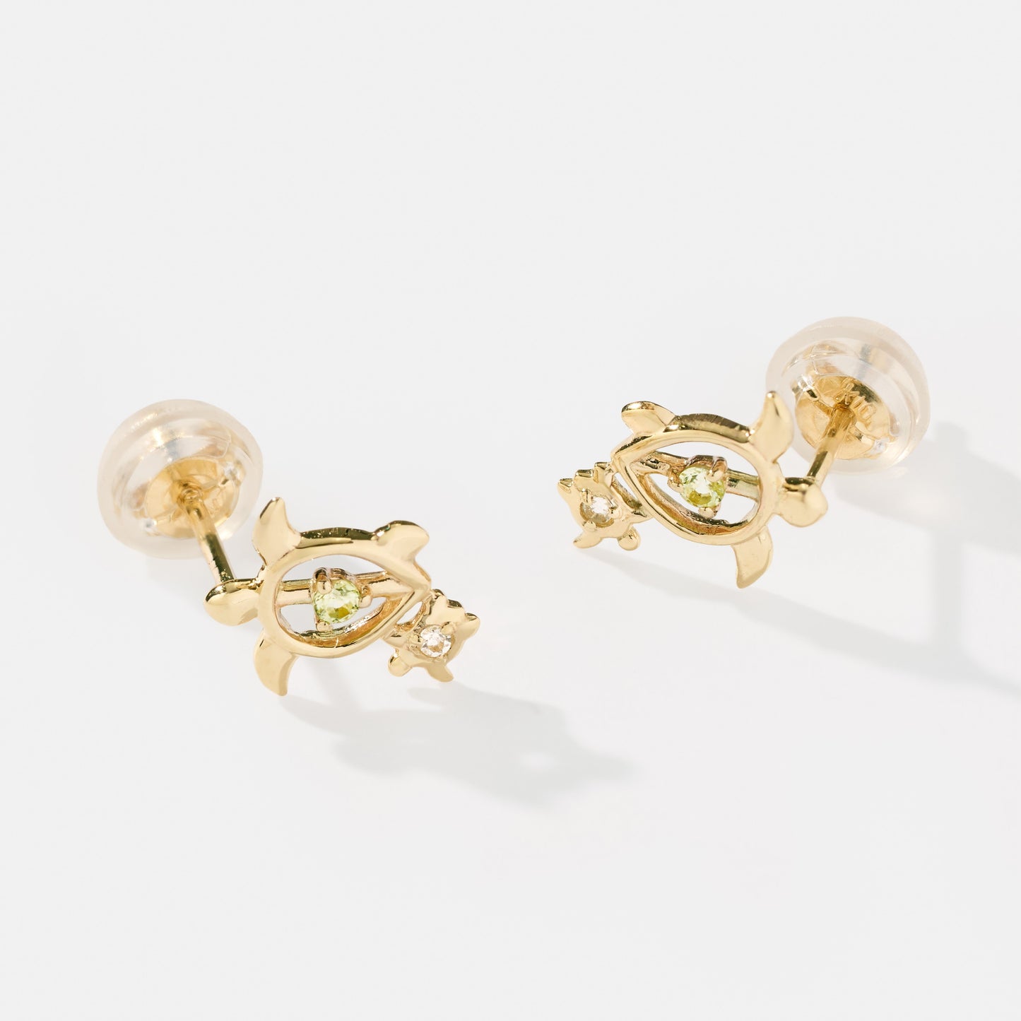 K10 親子カメ スタッドピアス