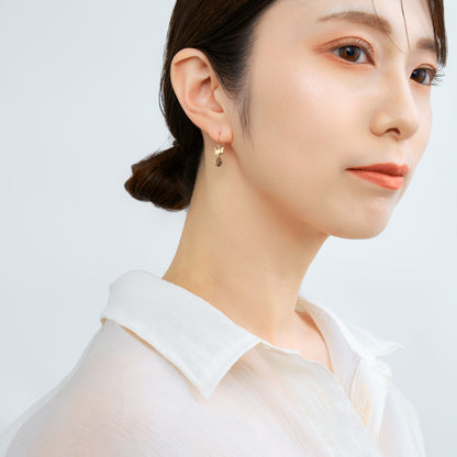 K10 ネコ フックピアス