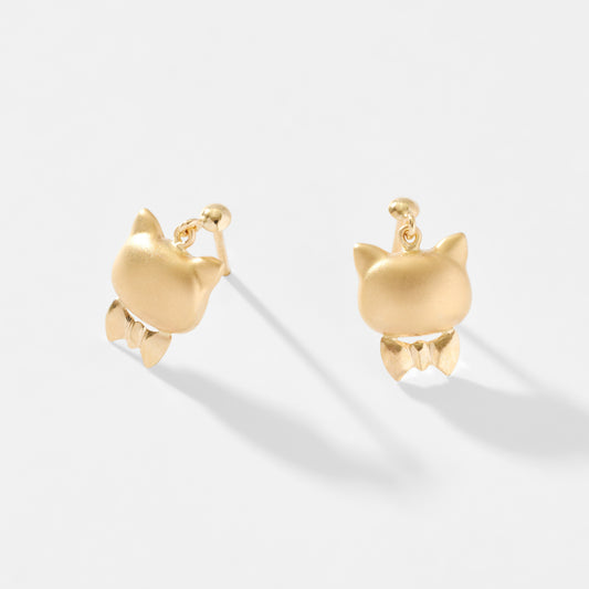 K10 ネコ スタッドピアス