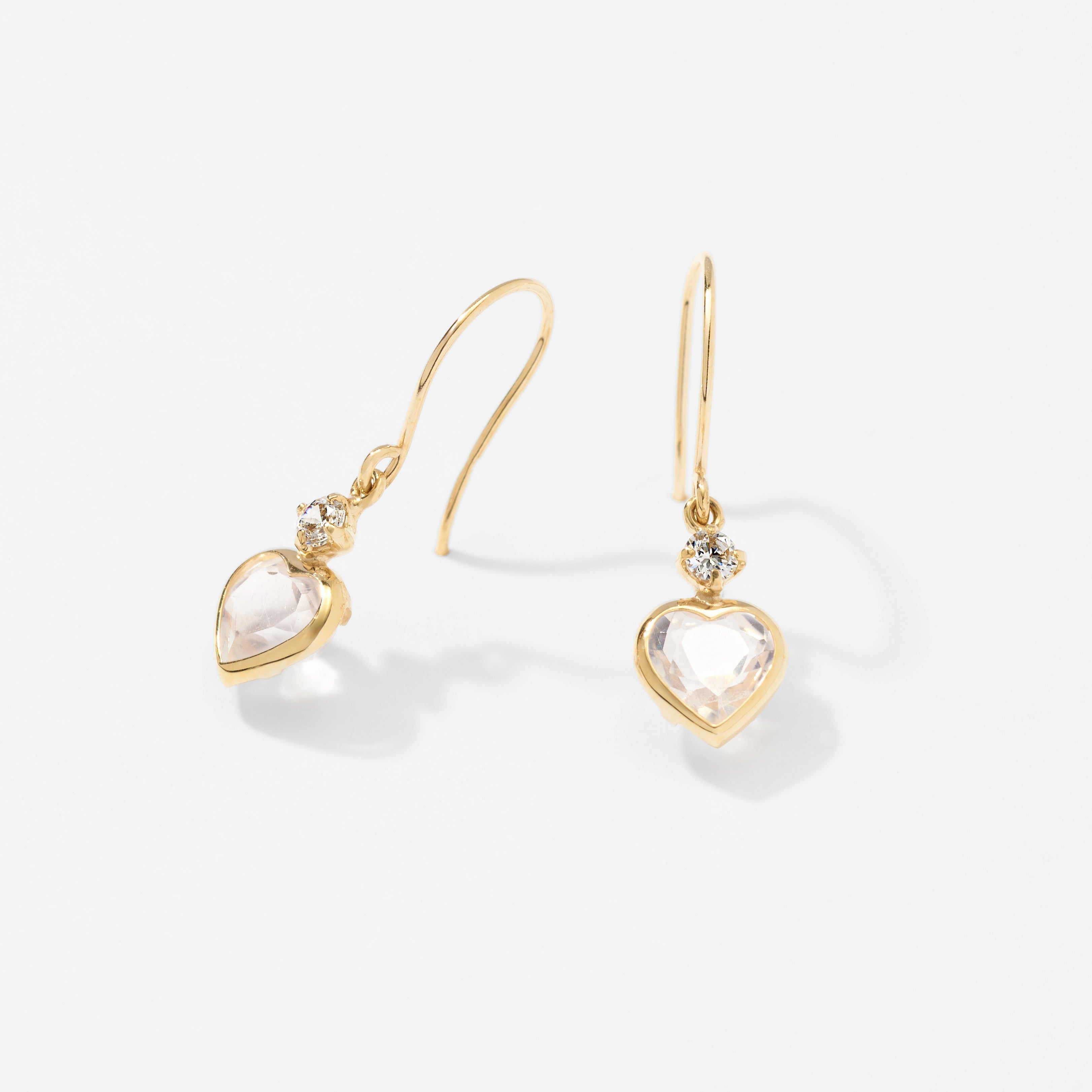 K10 ハート フックピアス - me.（エムイードット）