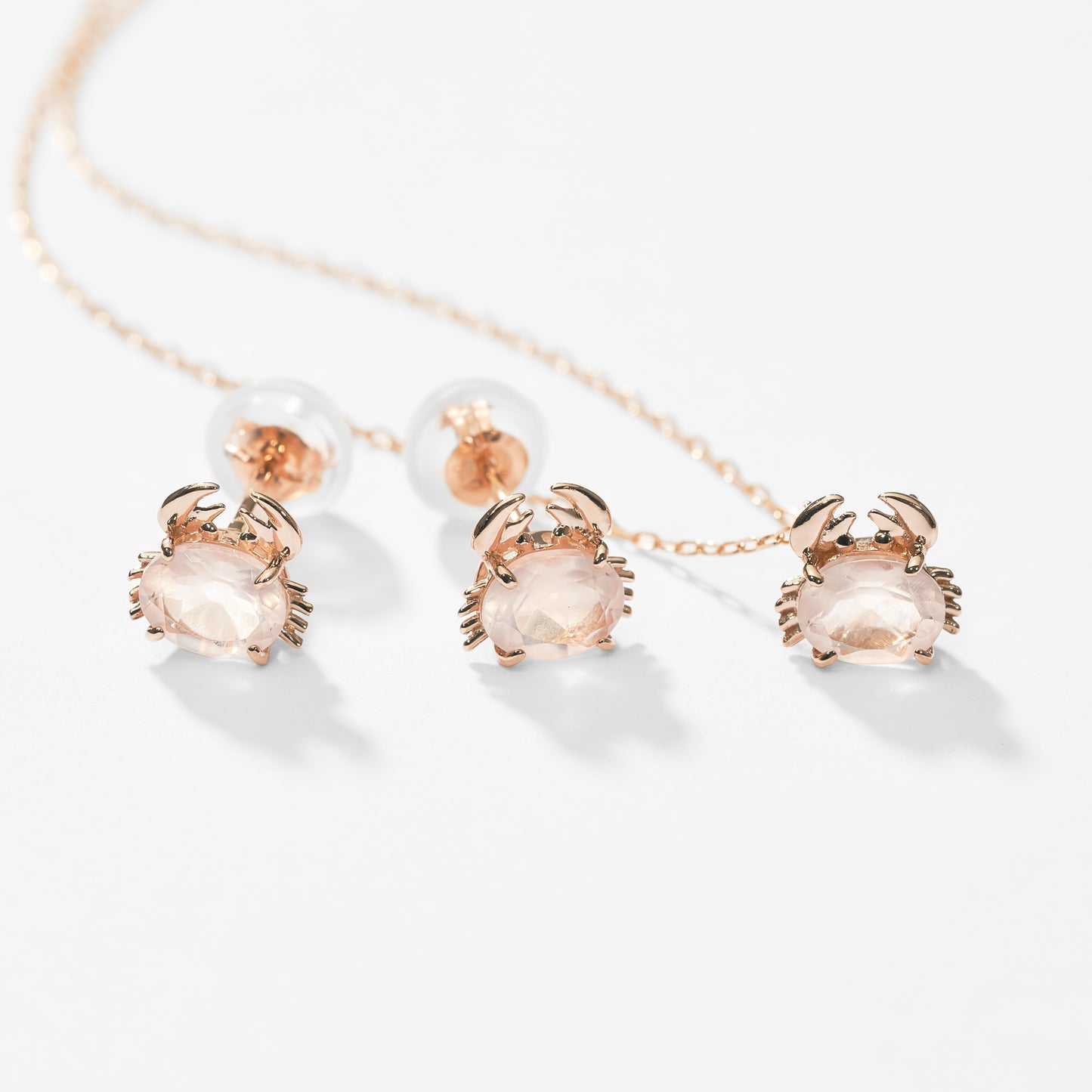 K10 カニ スタッドピアス（ピンク）