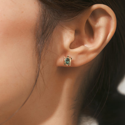 K10 カメ スタッドピアス