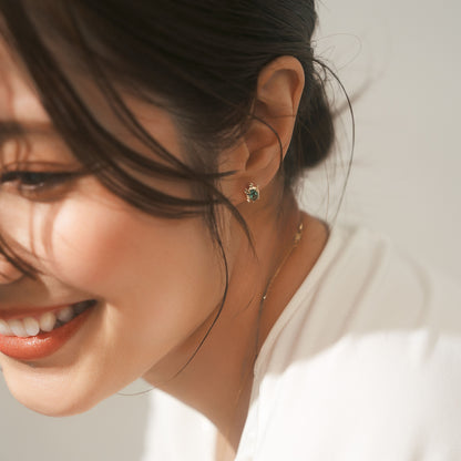 K10 カメ スタッドピアス