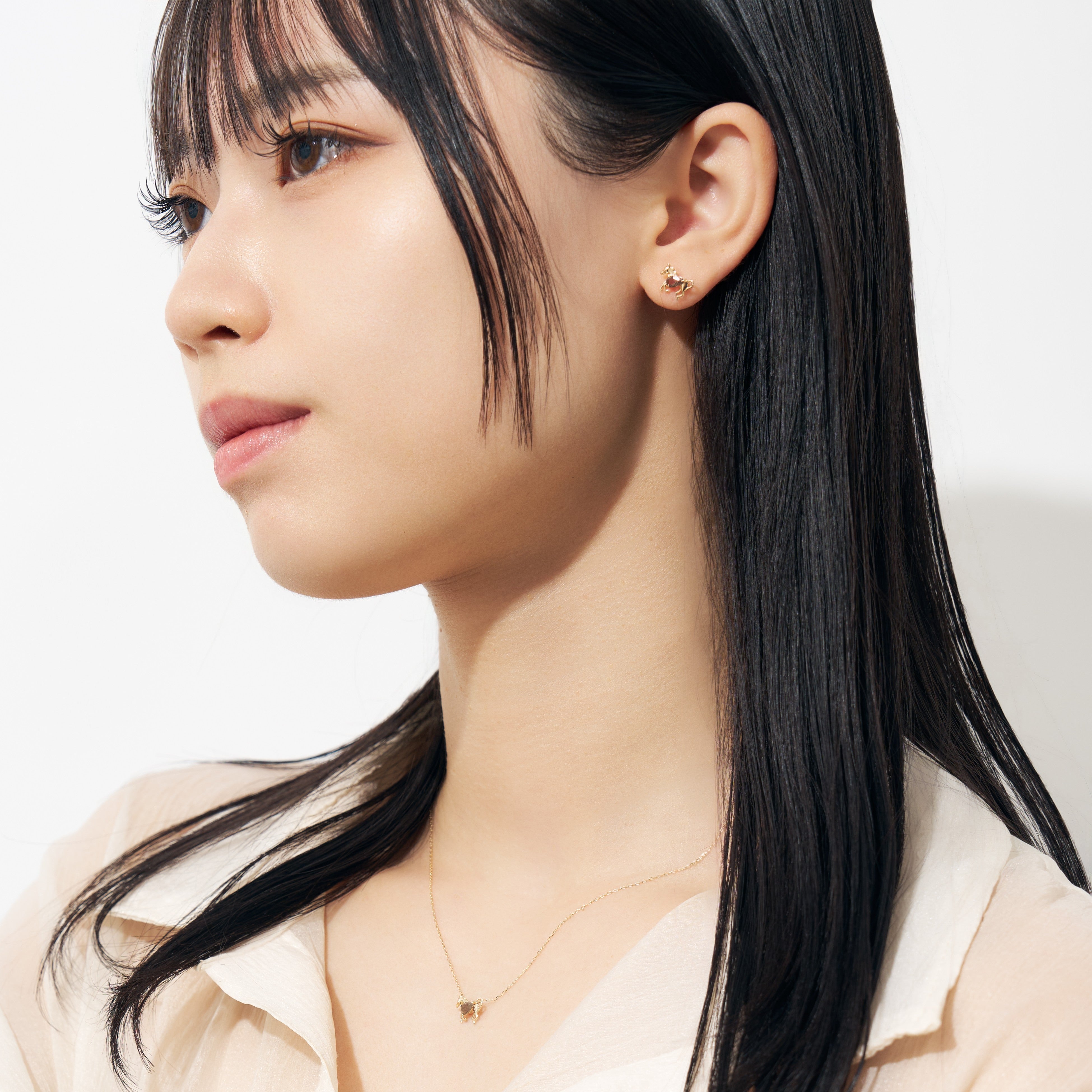 K10 馬 フックピアス - me.（エムイードット）