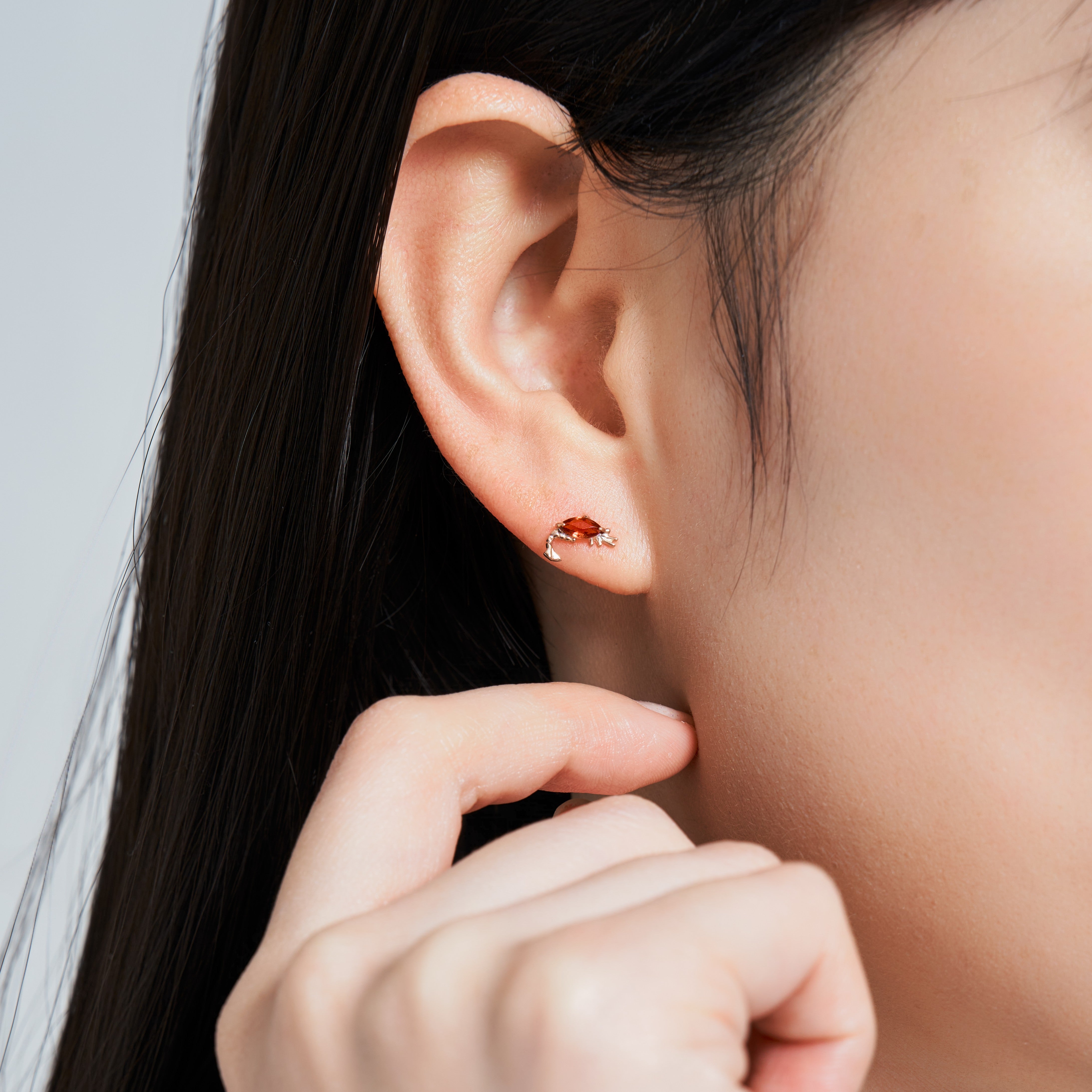 K10PG エビ ピアス - me.（エムイードット）