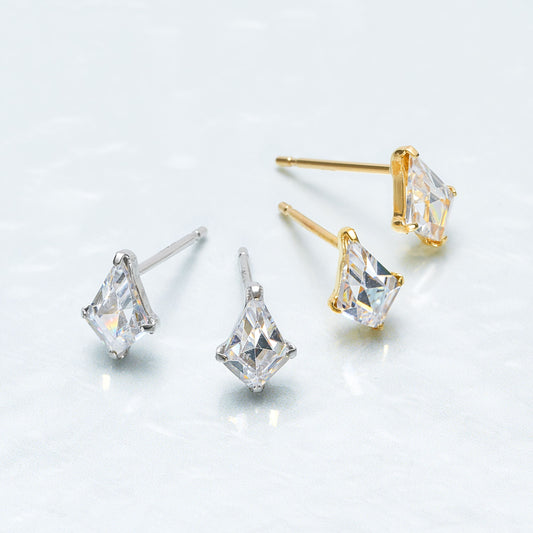 K10YG/WG  キュービックジルコニア スタッドピアス