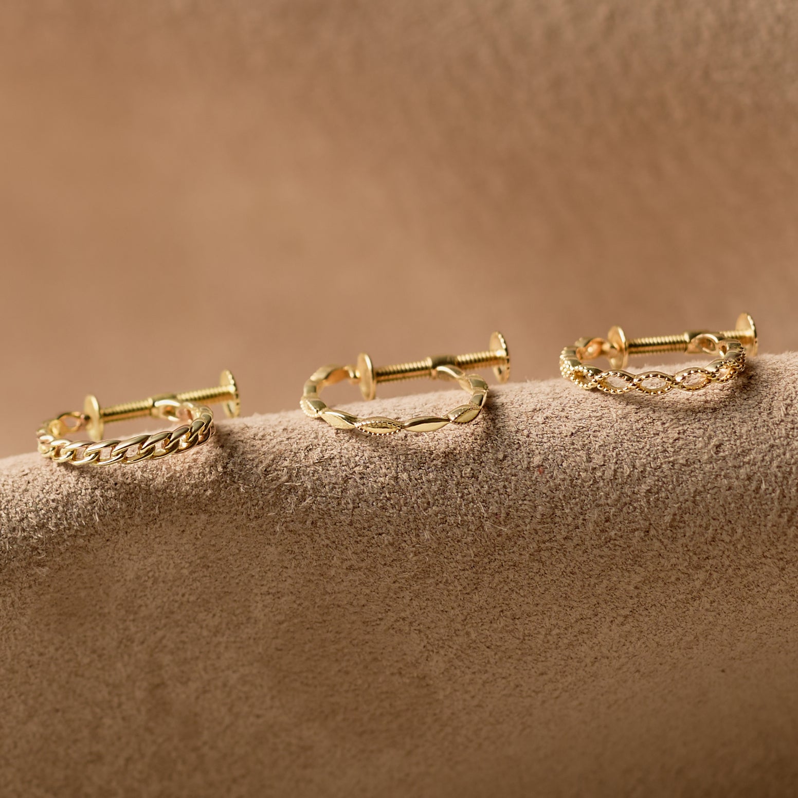 K10 フープイヤリング ネジ式（03）（YG/WG）- me.（エムイードット）