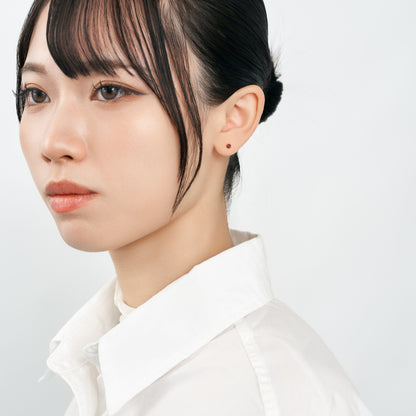 K18 誕生石 スタッドピアス 3mm（1月：ガーネット）