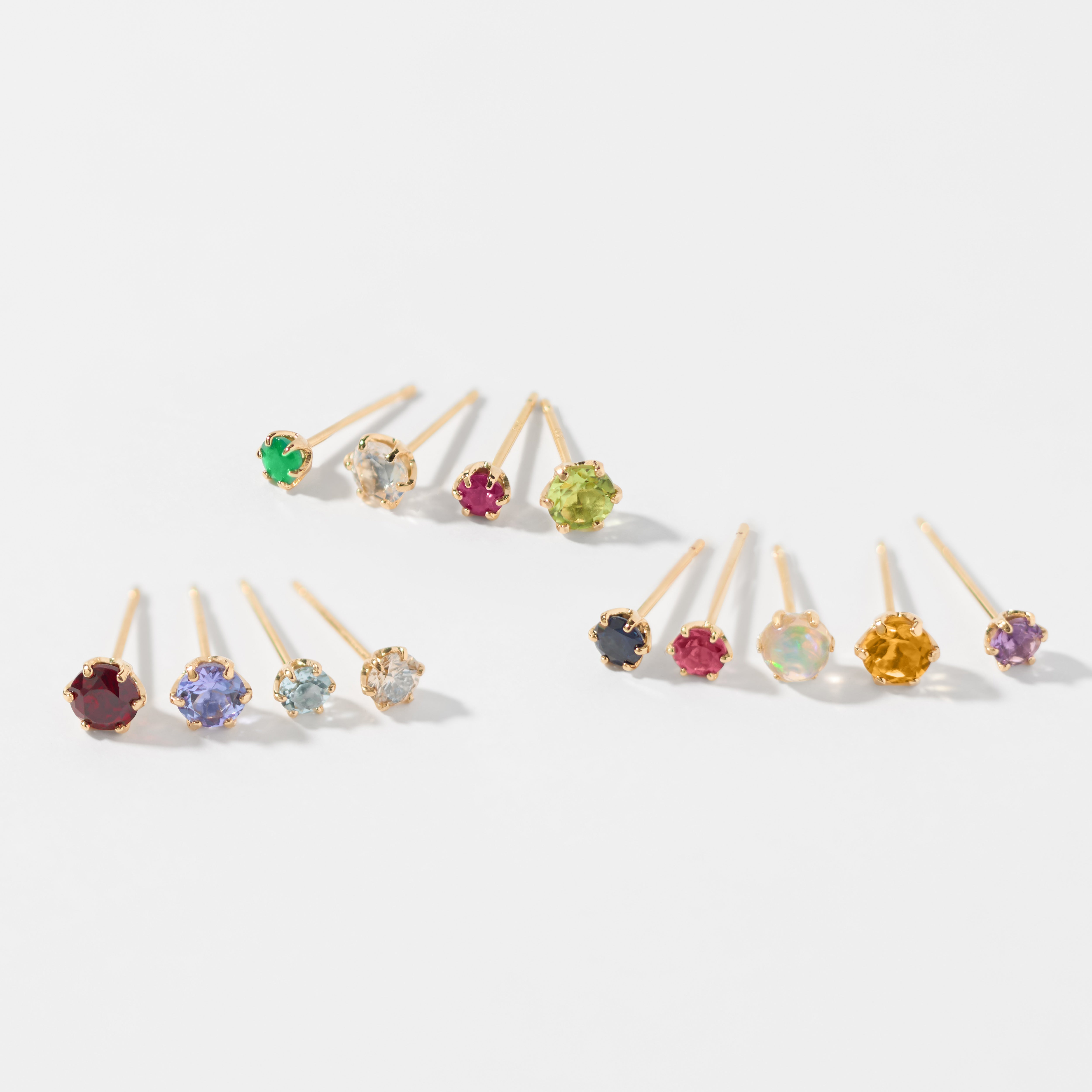 K18 爪留め 誕生石 スタッドピアス 3mm（11月：シトリン）- me