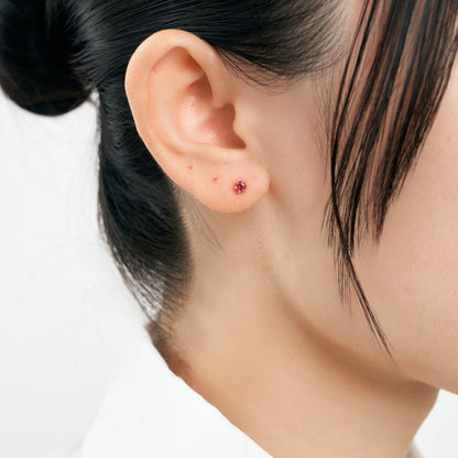 K18 誕生石 スタッドピアス 3mm（7月：ルビー）